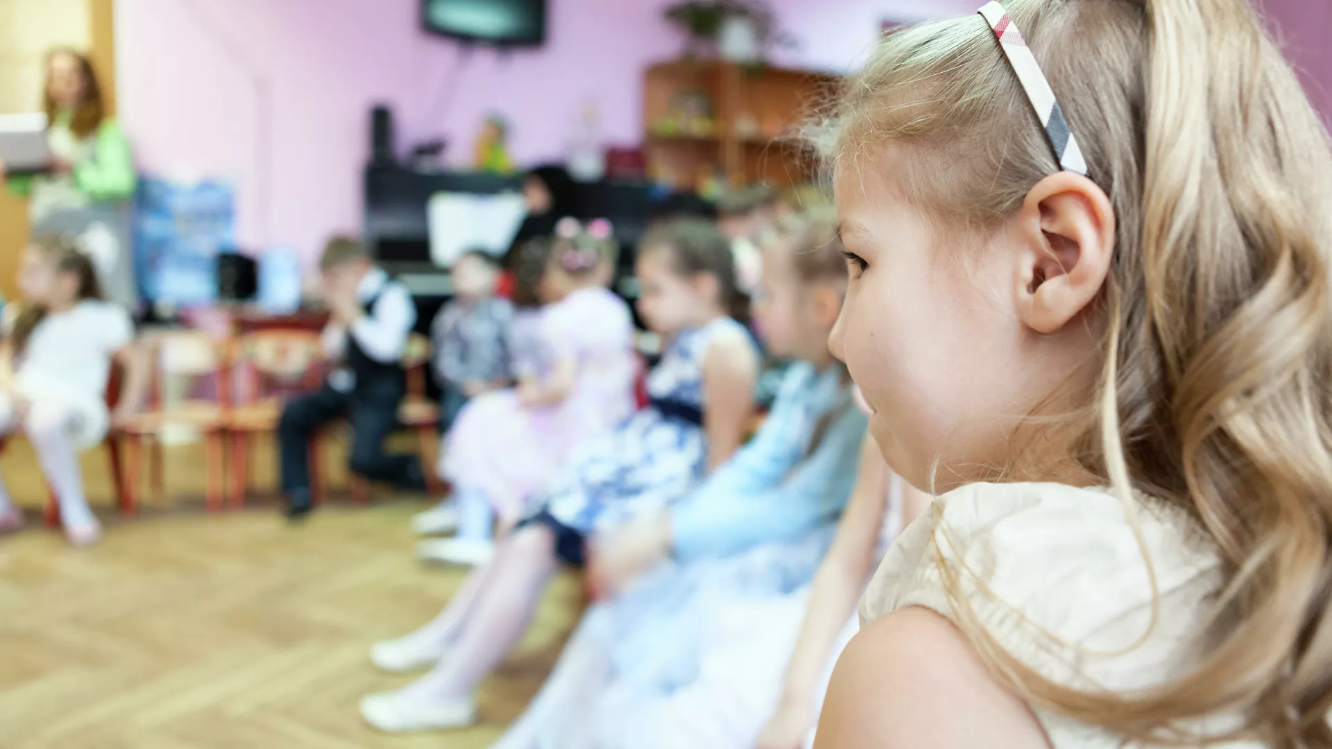 Мини-детсады для 3 тысяч детей появятся до конца года в Подмосковье